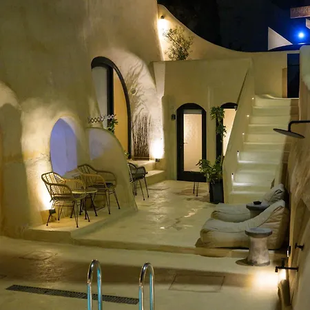 Anaktos Cave * Fira (Santorini)