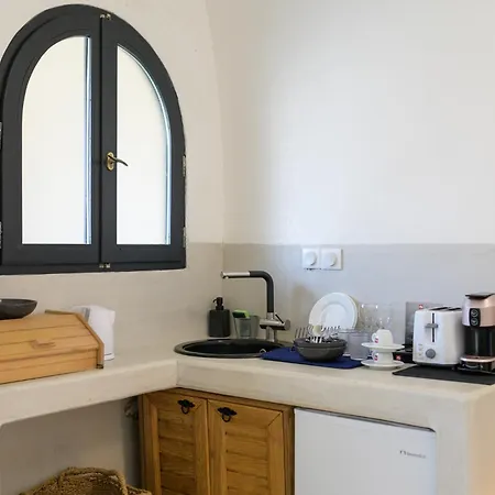 Hotell Anaktos Cave *