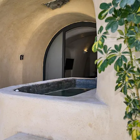 Hotell Anaktos Cave *