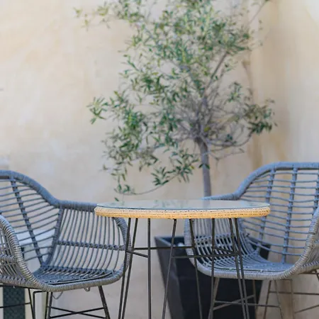 Szálloda Anaktos Cave *