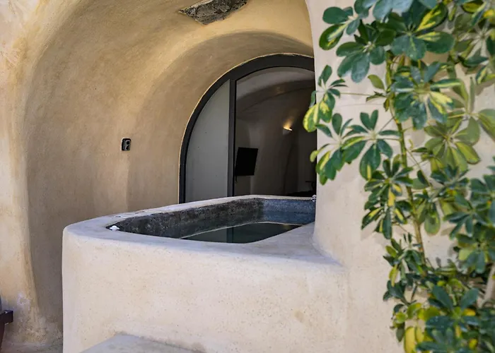 Szálloda Anaktos Cave *